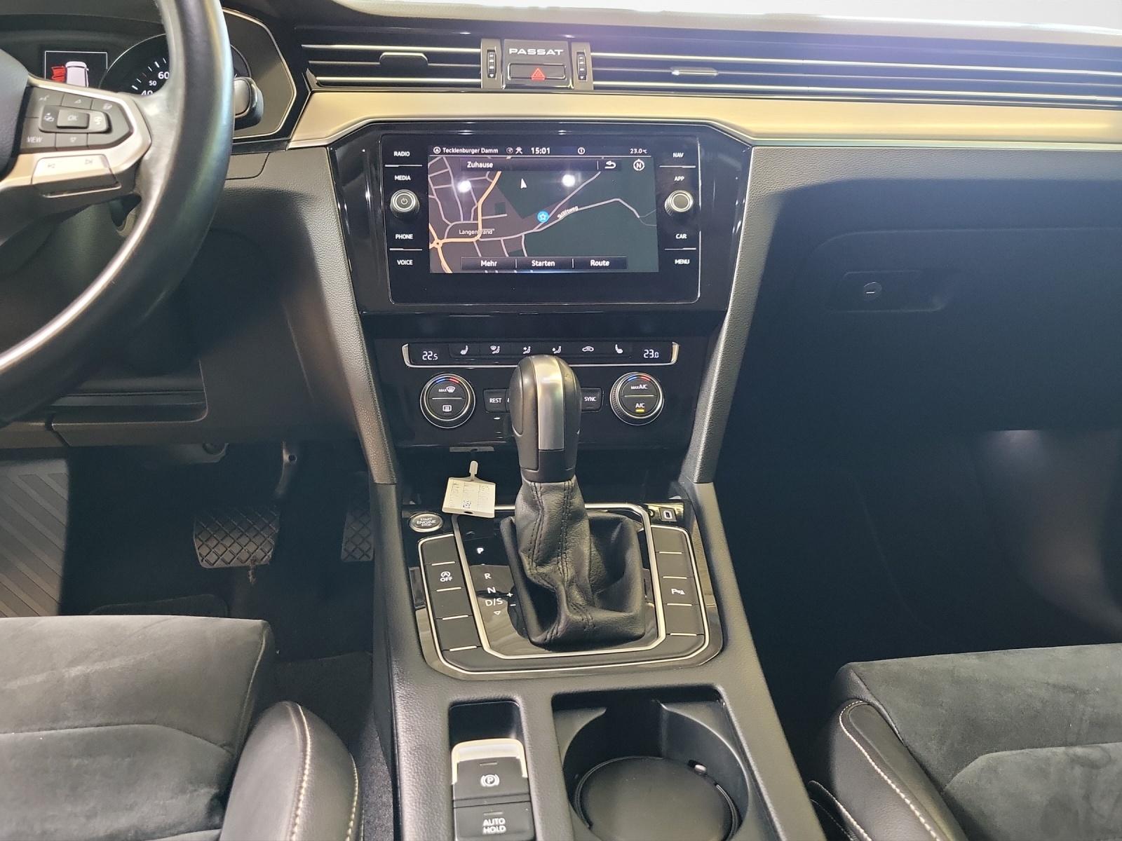 Volkswagen Passat Variant 2.0 TDI DSG Elegance LED-Matrix A