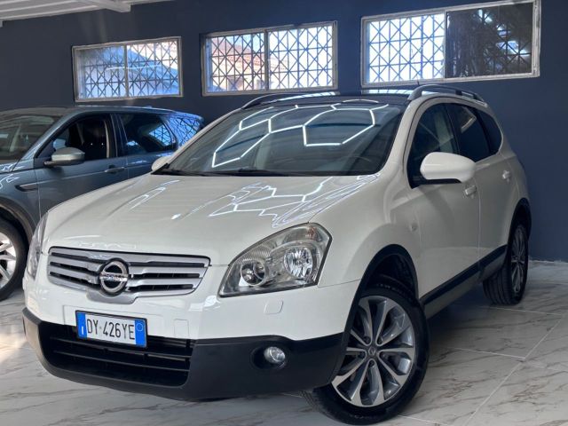 Nissan Qashqai 2.0 150CV 7 POSTI