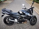 Suzuki GSR 600 A BJ 2008 wenig km TüV neu - SUZUKI 200