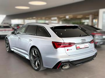 2025 AUDI RS6 photo 8