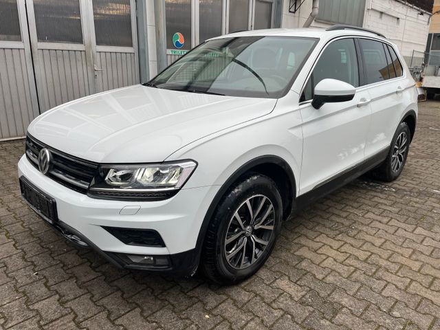 Volkswagen Tiguan 2.0TDI Comfortline 4Motion DSG ACC