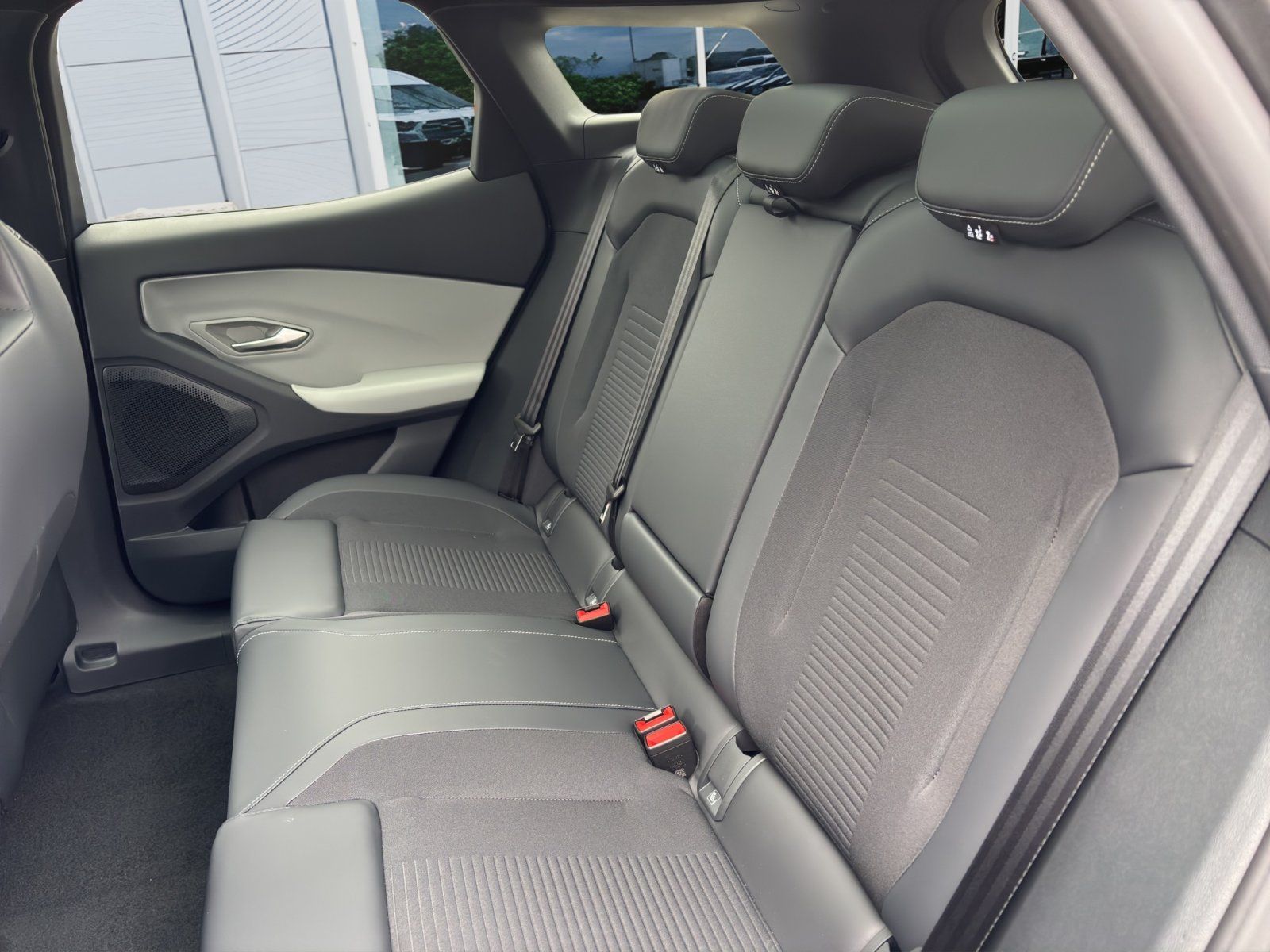 Fahrzeugabbildung Ford Explorer eMotor Premium RWD