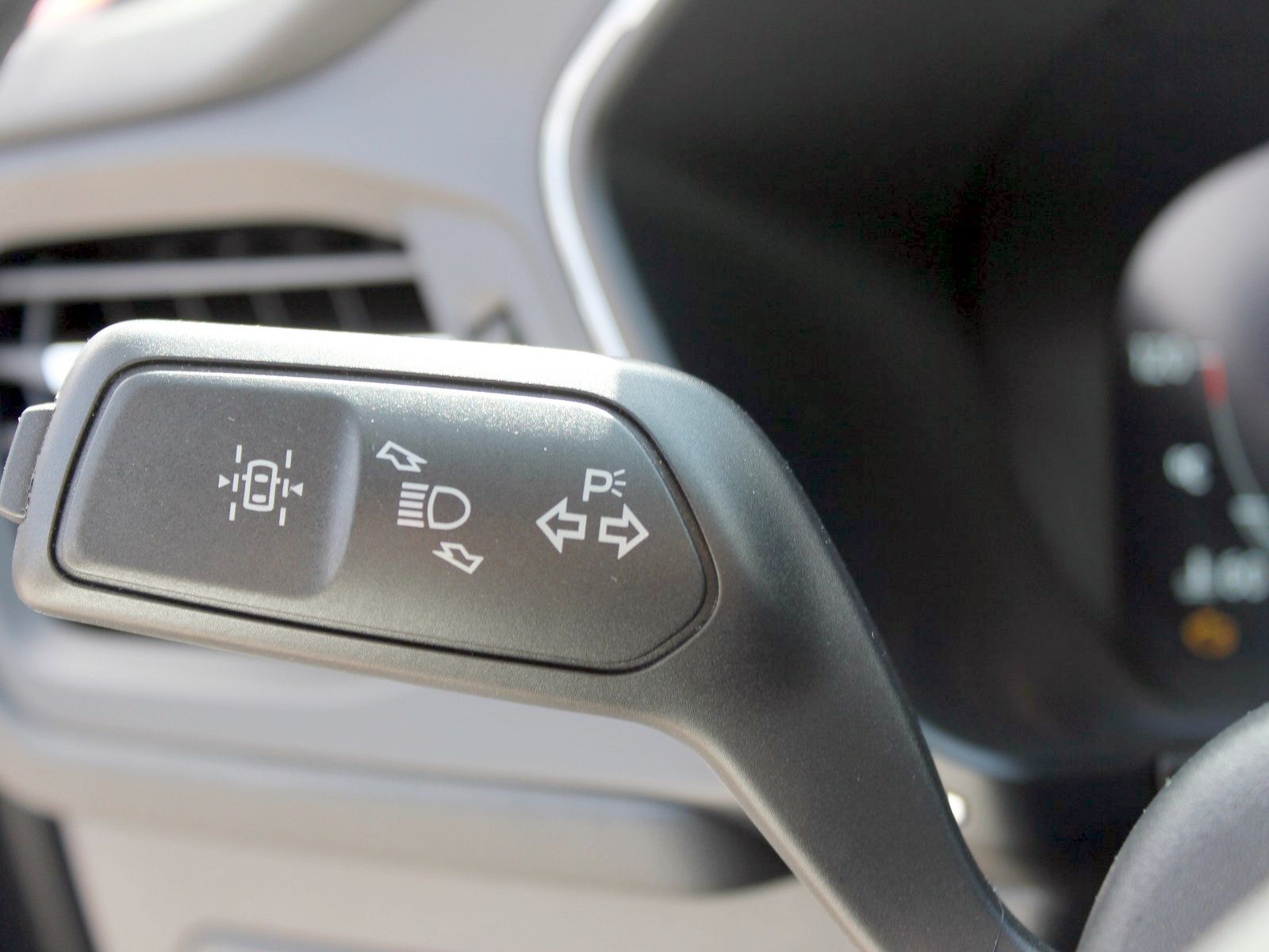 Fahrzeugabbildung Ford Kuga Plug-In Hybrid Titanium 2,5 Duratec