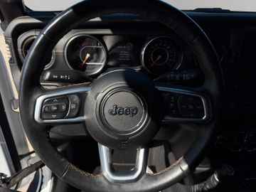Jeep Wrangler - 10