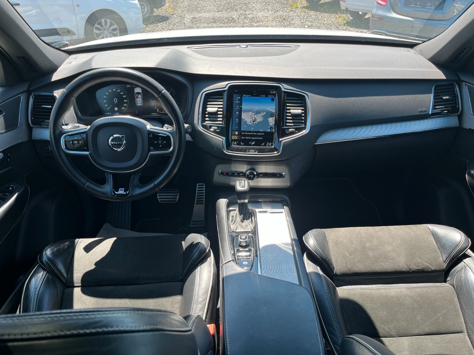 Fahrzeugabbildung Volvo XC90 R DESIGN AWD Navi Leder Pano LED *7-SITZER*
