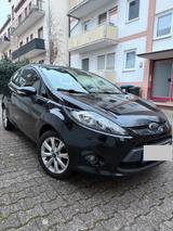 Ford Gepflegter Ford Fiesta mit 82 Ps- Winterpa... - Ford Fiesta: 82 Ps