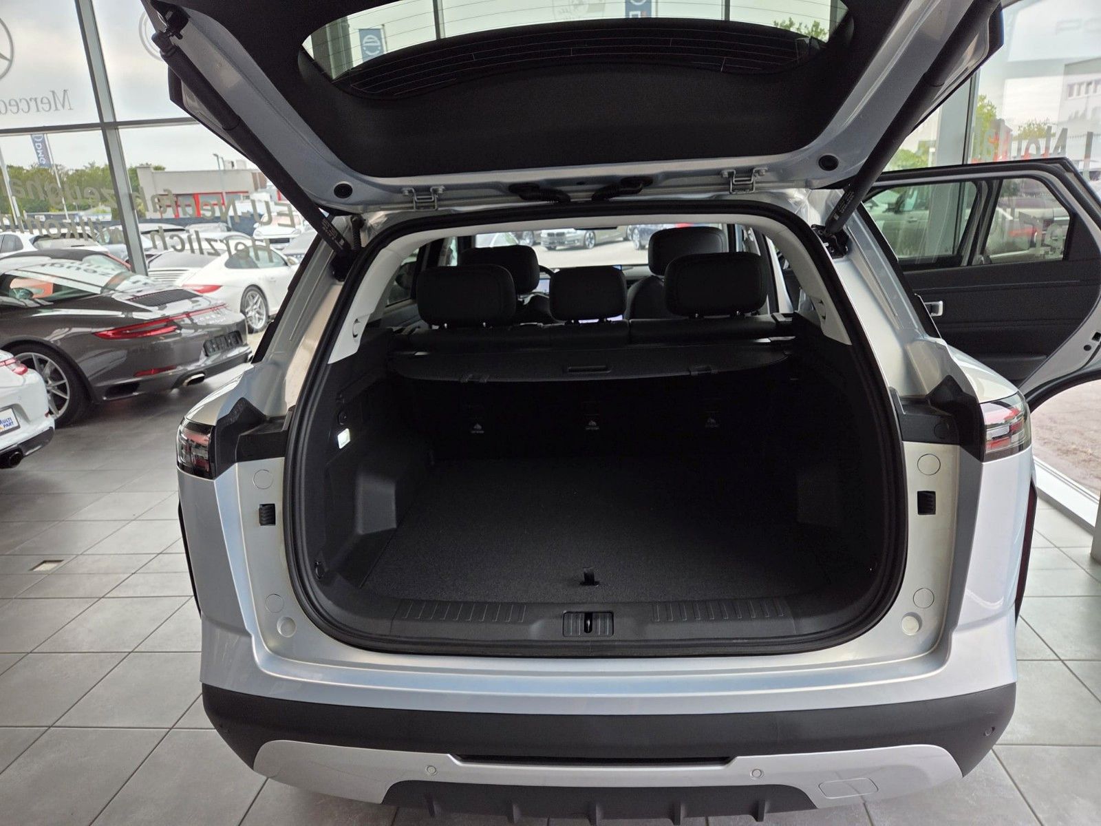 Fahrzeugabbildung JAECOO 7 1.5 TGDI PHEV 255 kW Exclusive/sofort