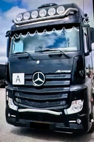 Mercedes-Benz ACTROS 2663 ABROLLKIPPER MIT HAKEN