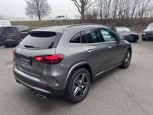 Mercedes-Benz GLA 180