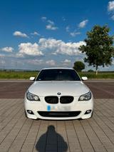 BMW 525i xDrive M-Paket - BMW 525 Gebrauchtwagen in Stuttgart