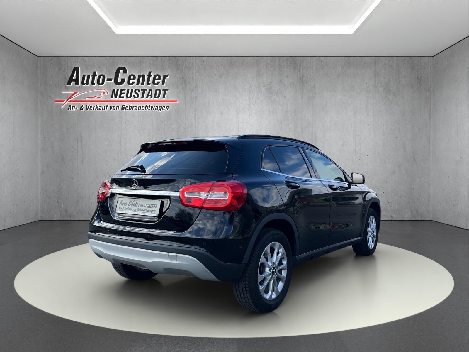 Mercedes-Benz GLA 200 PDC/KLIMAA/BLU/TEMP