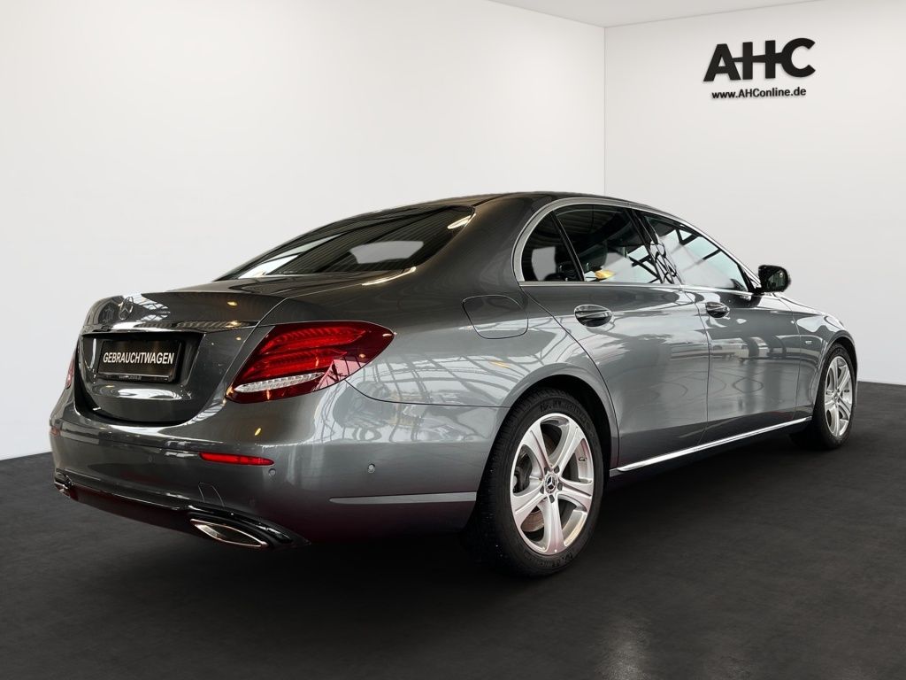 Fahrzeugabbildung Mercedes-Benz E 450 4M Avantg. AHK SDHZ ACC LED Schiebe. 360°