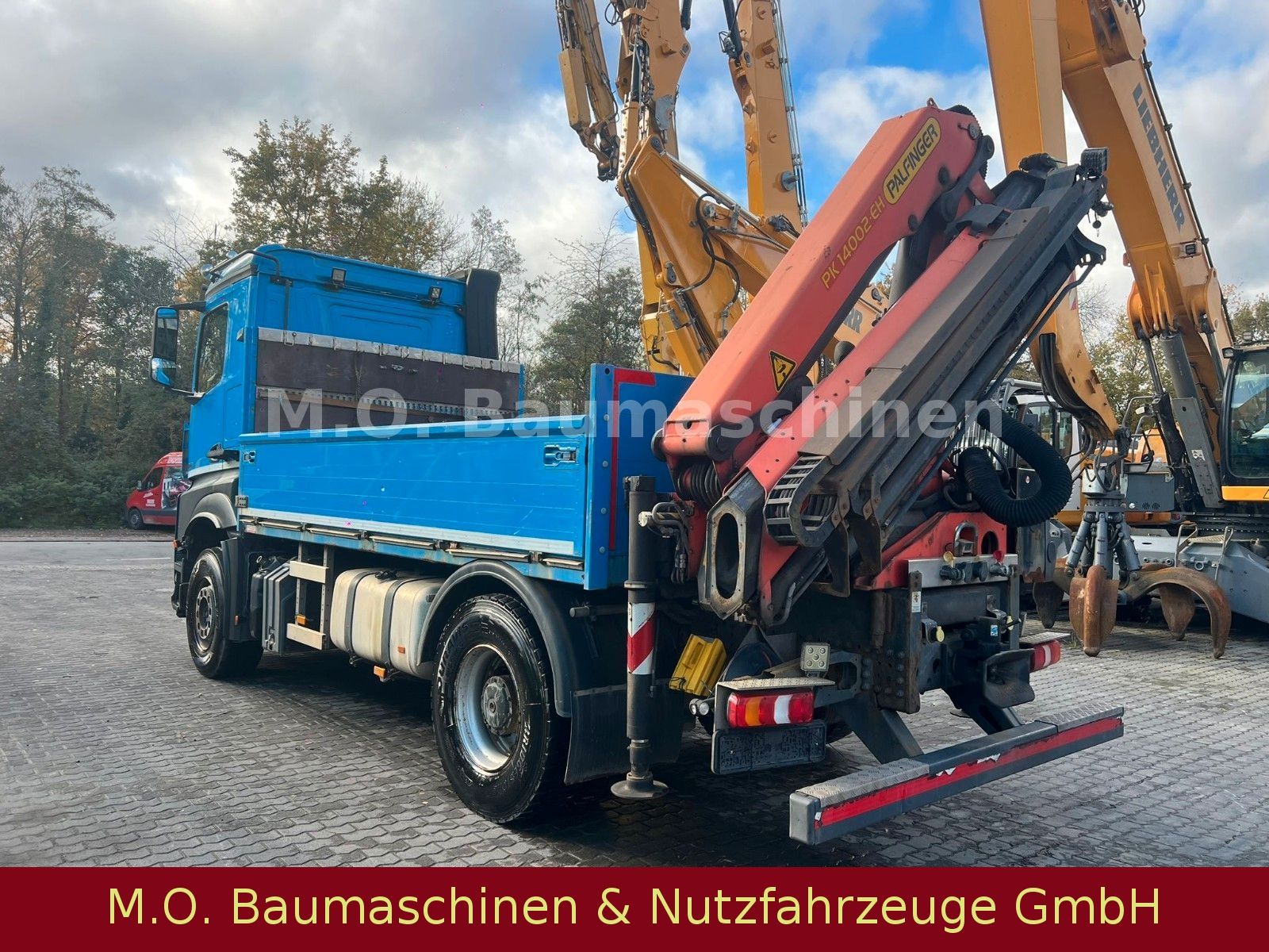 Fahrzeugabbildung Mercedes-Benz Arocs 2158 / Palfinger PK 14002