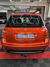 Suzuki SX4 2.0 DDiS 4WD AHK  - Suzuki SX4 mit Diesel-Antrieb: 2.0