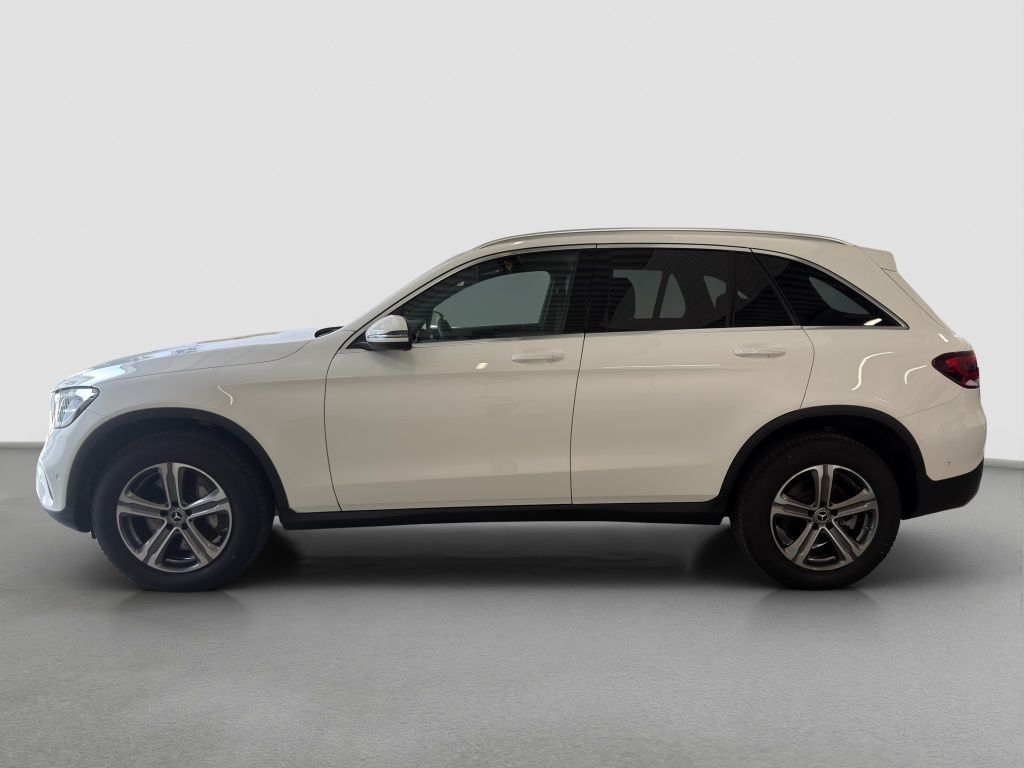 Fahrzeugabbildung Mercedes-Benz GLC 300 e 4MATIC AMG innen*OFF-ROAD aussen*LED