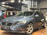 Volvo V40 T3 AUTOMATIK KINETIC LED KAMERA PDC TEMPOMAT - Volvo mit Benzin-Antrieb: Limousine