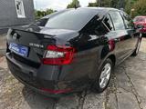Skoda Octavia Lim. Style/Sport* - Skoda Octavia in Solingen