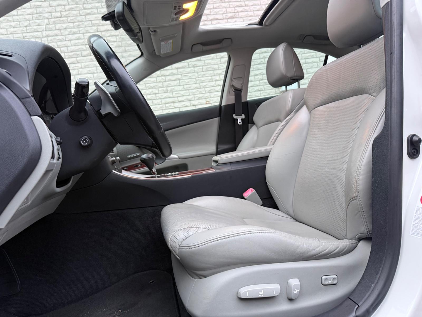 LEXUS IS 250 208CH | BVA | LEXUS IS 250 COMPLET | GPS | SIÈGES VENTILÉS