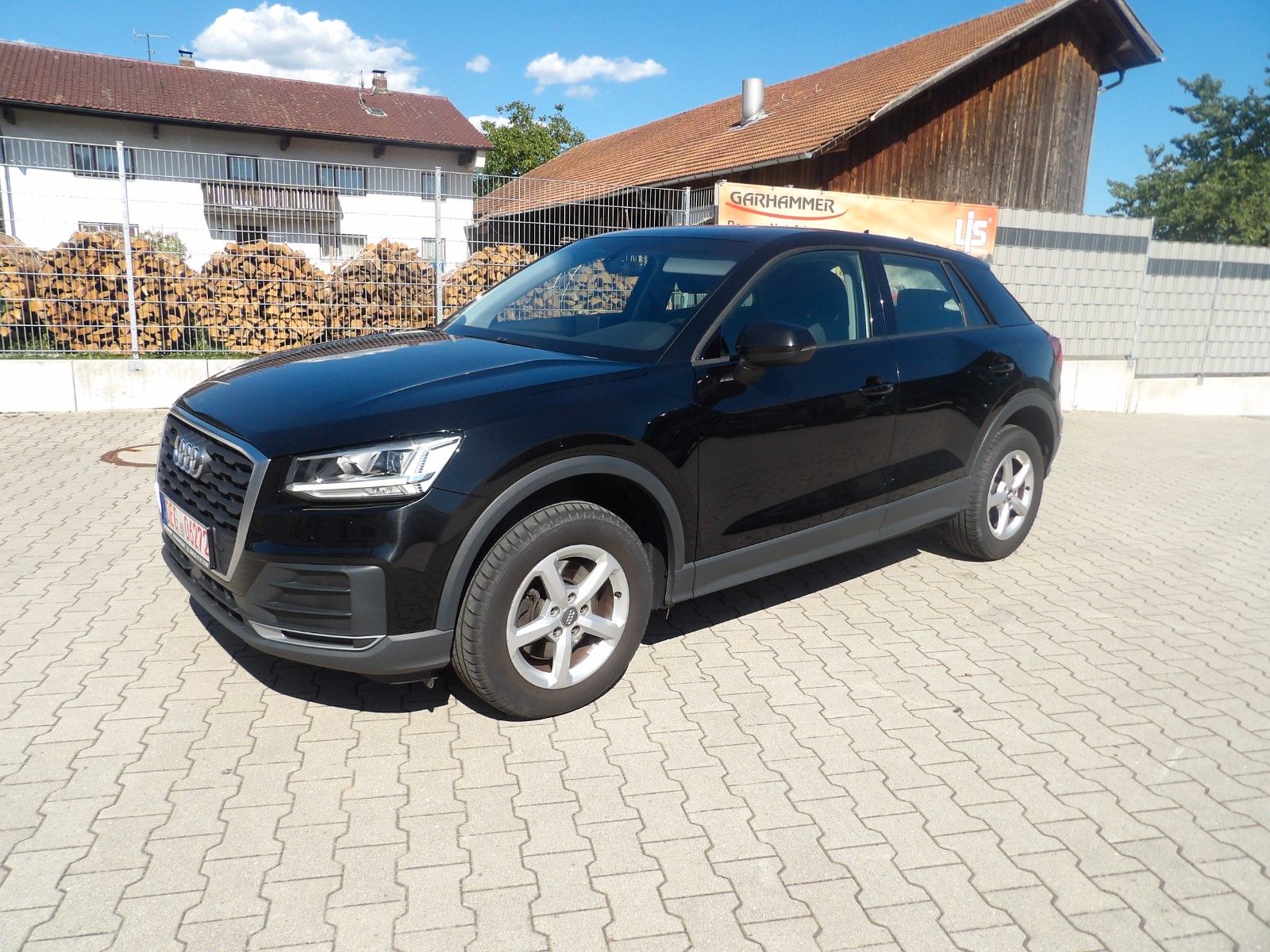 AUDI Q2 TDI / LED / AHK