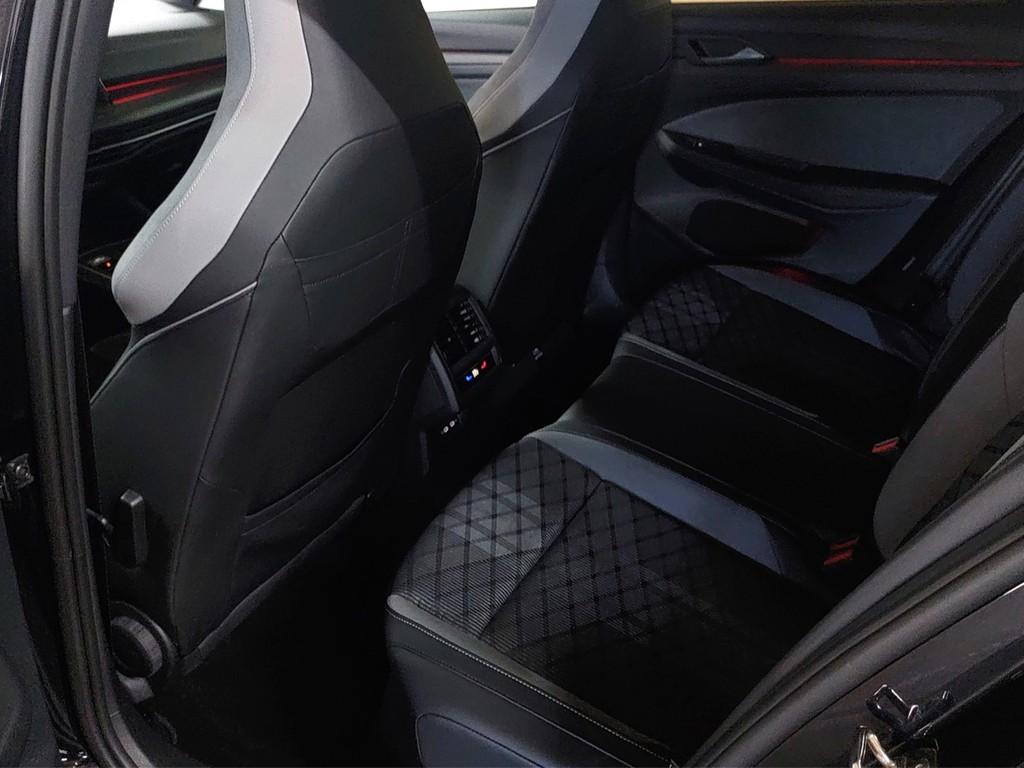 Volkswagen Golf VIII 2.0 TSI DSG 4MOTION R-Line PANO*IQ-LIG, миниатюра 20