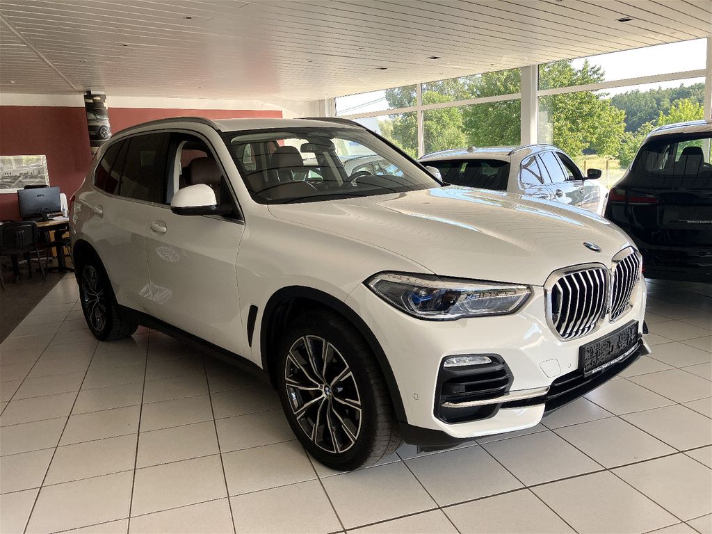 Image of BMW X5