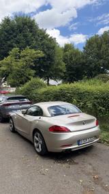 BMW Z4 sDrive23i -Scheckheftgepflegt, Nichtraucher - BMW Z4 Gebrauchtwagen in Stuttgart