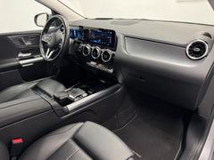 MERCEDES-BENZ B200d DCT PROGR*LEDER*HuD*LED*NAVI*KAMERA*SHZ* MERCEDES-BENZ B200d DCT PROGR*LEDER*HuD*LED*NAVI*KAMERA*SHZ*