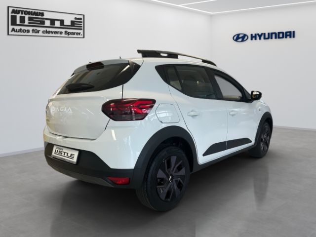 Fahrzeugabbildung Dacia Sandero Stepway Expression TCe 90HP CVT Apple Ca