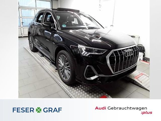 Audi Q3 45 TFSI e S tronic S Line Int Pano,LED,Navi,L