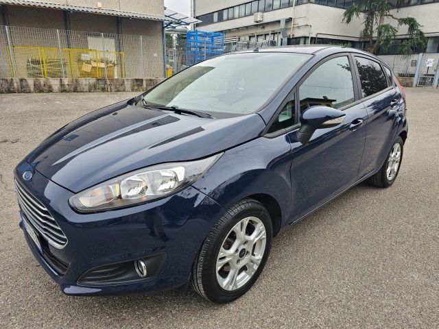 Ford Fiesta 1.2 60CV 5 porte Titanium