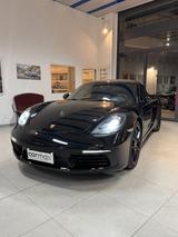 Porsche 718 Spyder Boxster 2.0 T - Porsche Boxster: 718 T