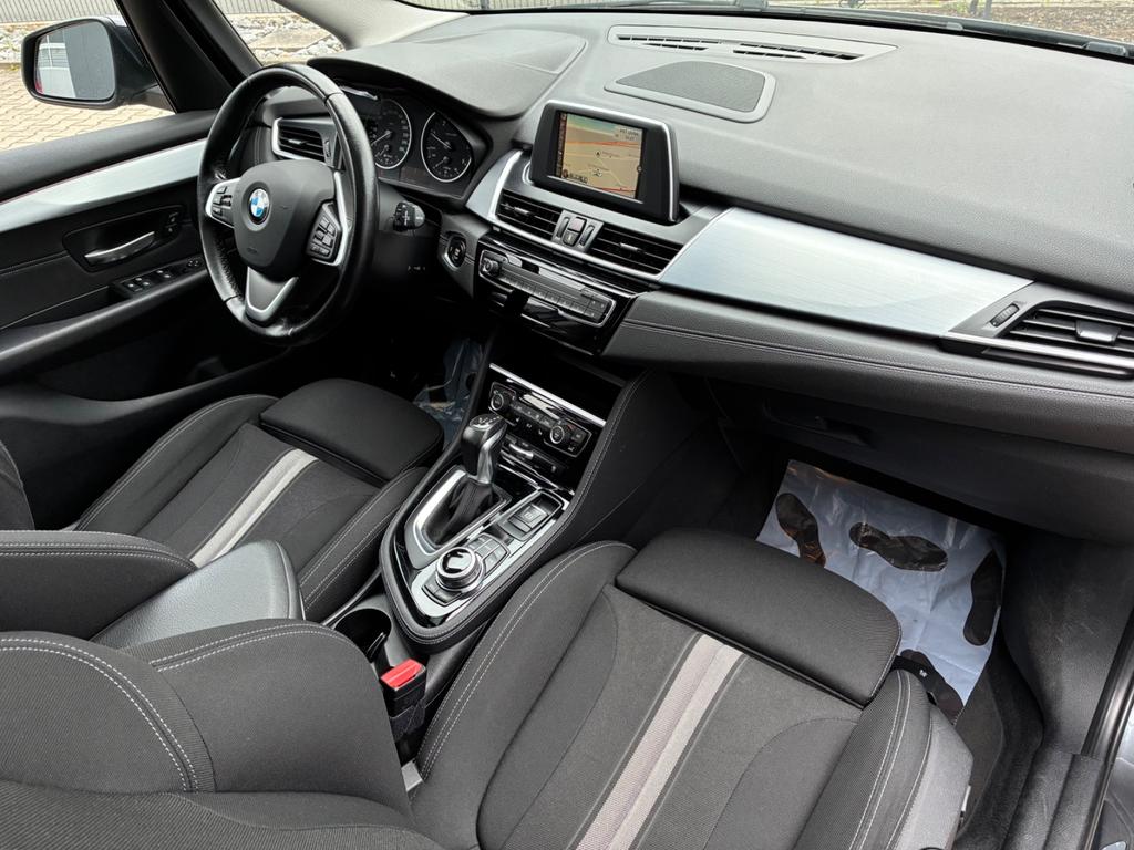 BMW 220
