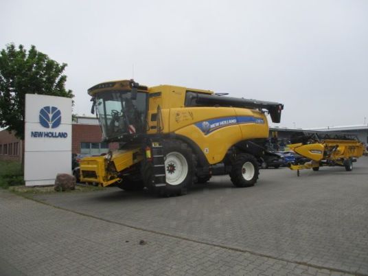 New Holland CX 8.70