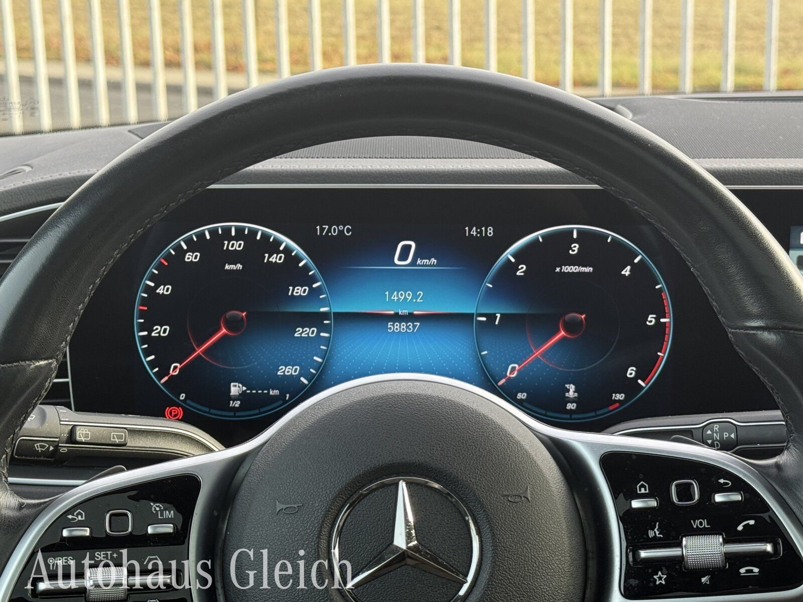 Fahrzeugabbildung Mercedes-Benz GLE 350 d 4Matic (EURO 6d) EXCLUSIVE Interieur/B