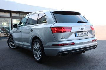 Audi Q7 - 6