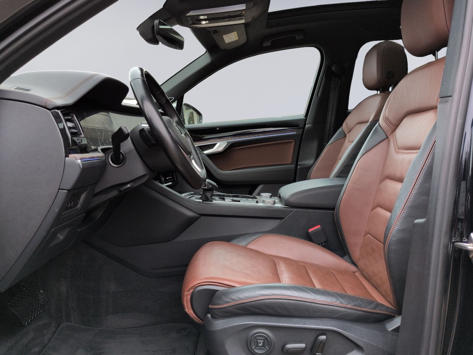 Touareg 3.0 TDI R Line LUFT+HEAD-UP+PANO