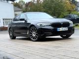 BMW 520e G30 Facelift - BMW 520 mit Hybrid-Antrieb: Limousine, Automatik