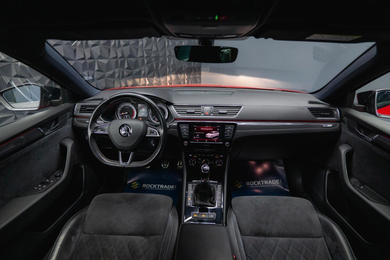 Fahrzeugabbildung SKODA Superb 1.8 TSI Combi Sportline | DAB | Alcantara