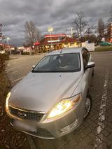 Ford mondeo - Ford Grand Tourneo von privat