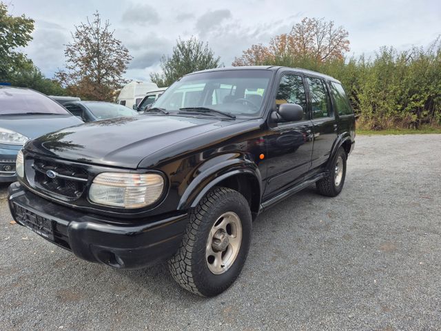 Ford Explorer U2 4x4 Allrad Offroad - USA SUV