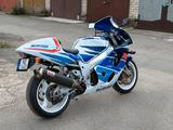 Suzuki GSX-R 750 SRAD - SUZUKI SRAD