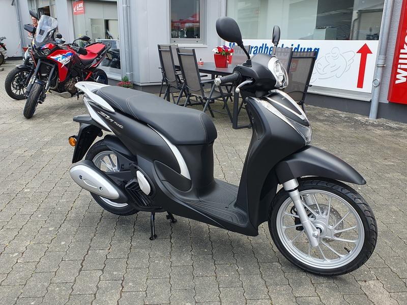 Honda SH Mode 125 0KM TZ + 6 Jahre Garantie