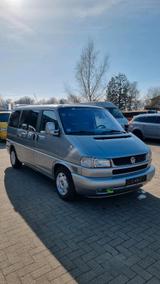 Volkswagen VW T4 2,5 Multivan mit wohnmobil - Volkswagen LT in Bremen