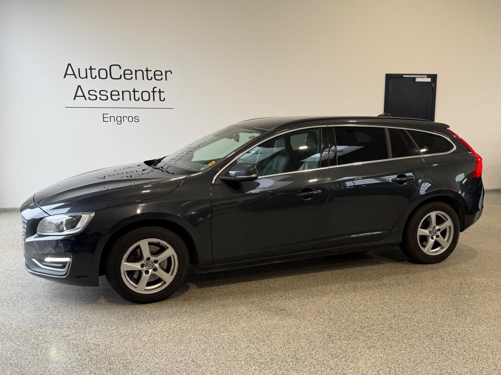Volvo V60 Kombi T4 Aut. Xenon Navi Leder