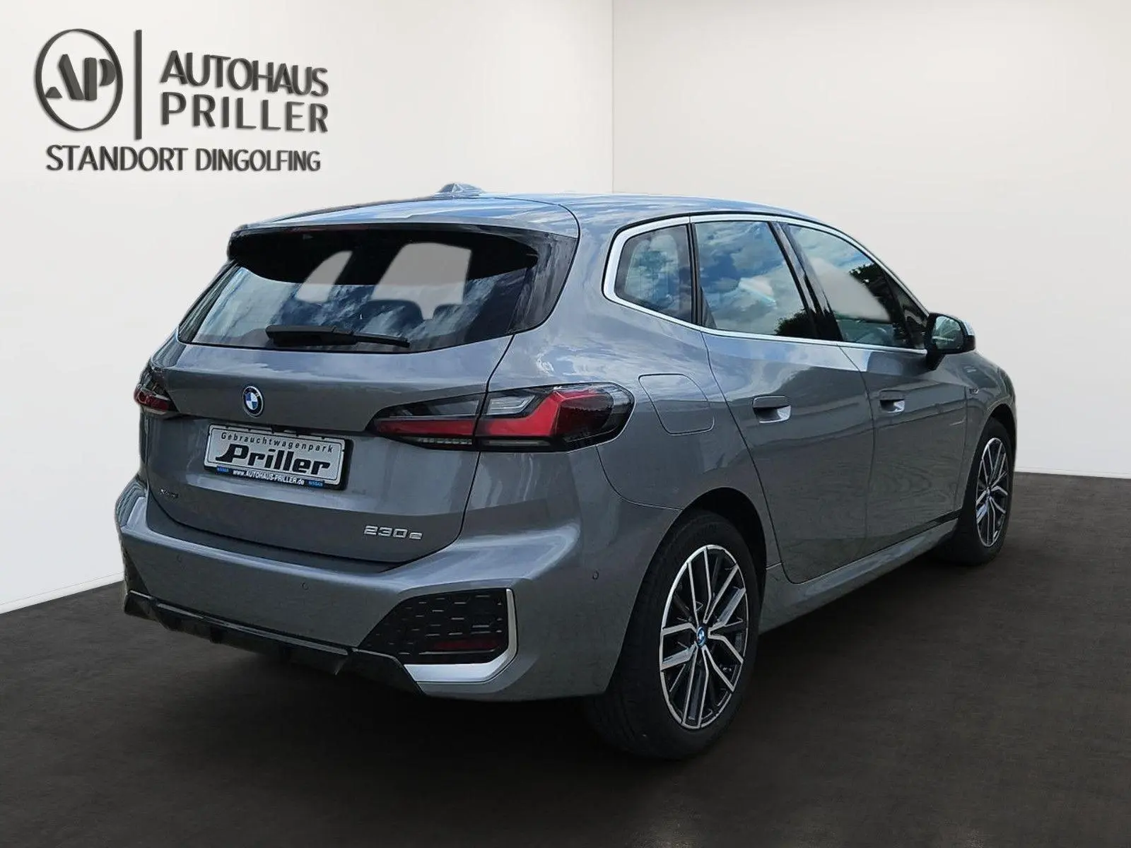 BMW 230e Active Tourer xDrive M-Sport/HUD/LED/DAB