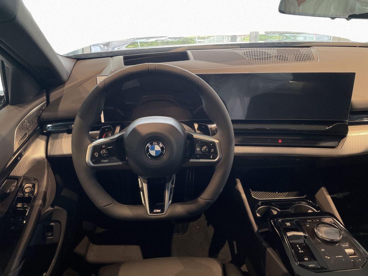 BMW 520d Touring, MSport, InnoPack, Pano, AHK, DA+
