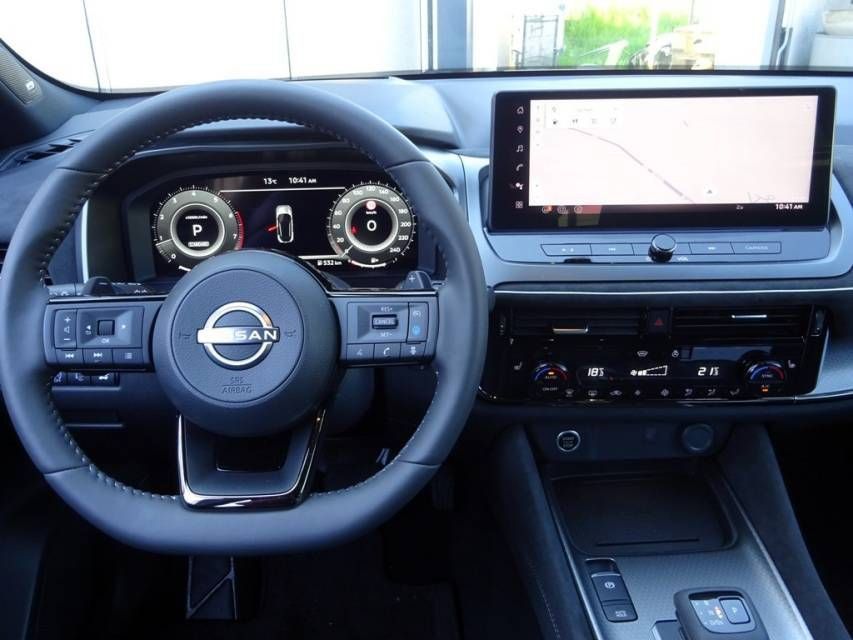 Fahrzeugabbildung Nissan Qashqai 1.3 DIG-T N-Design/PanoDach/Automatik