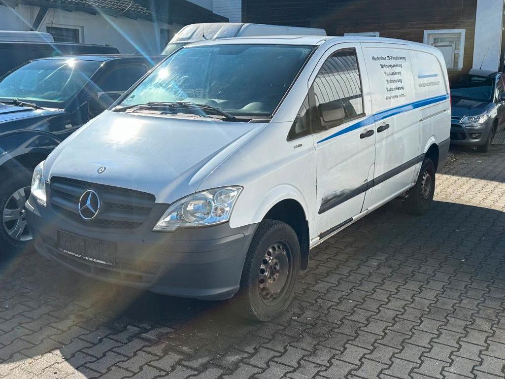 Mercedes-Benz Vito Kasten 4x4 113 CDI lang *Automatik*