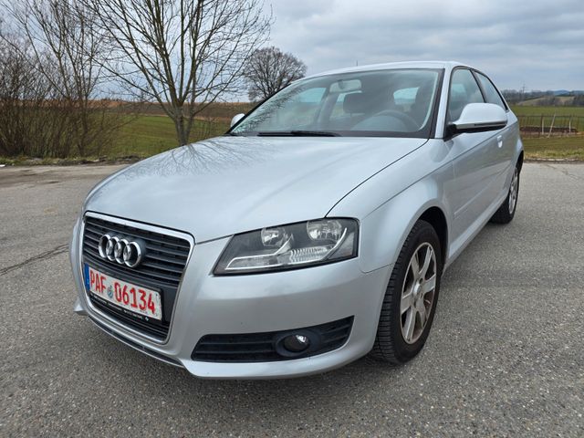 Audi A3 1.6 Attraction