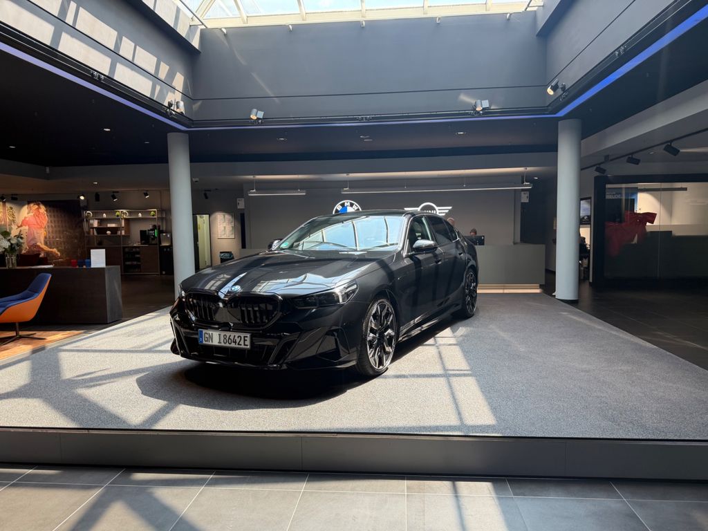 Image of BMW 550